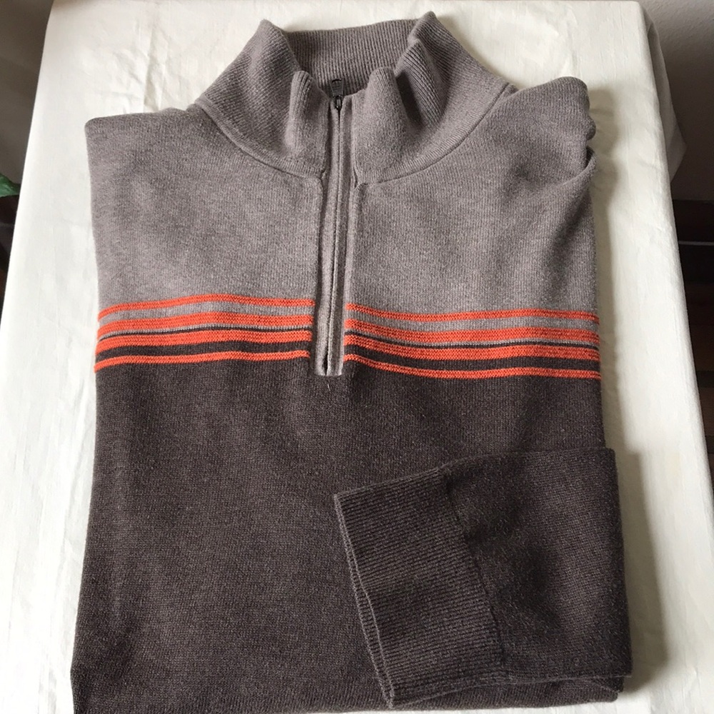 Men’s long sleeve half-zip mock-Neck sweater